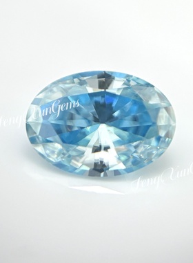 过钻笔有腰码海蓝色高级感莫桑钻蛋形椭圆形裸石 18K金首饰品主石