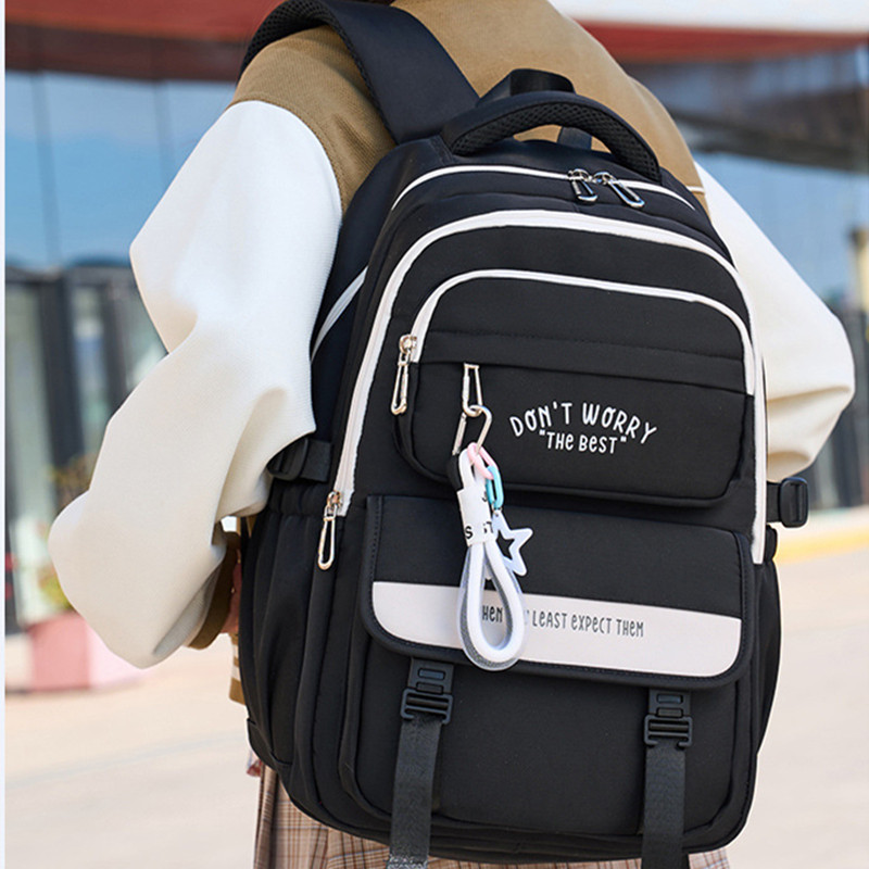 初中女生书包小学生2025新款双肩包三到六年级大容量女高颜值减负