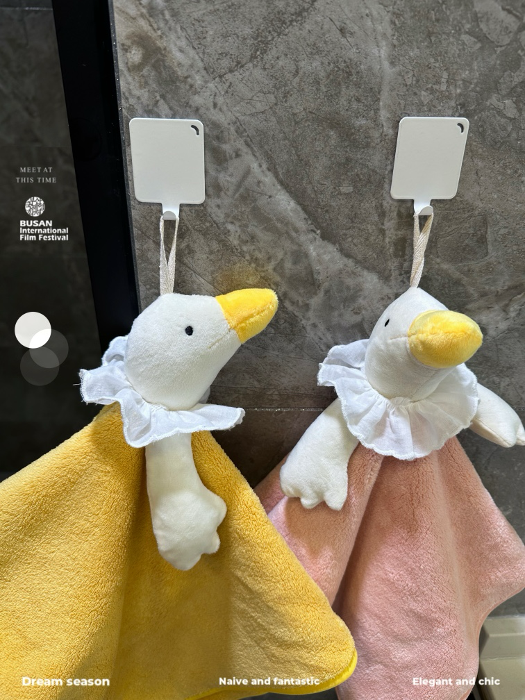 大白鹅擦手巾 可爱挂式卫生间擦手巾珊瑚绒柔软吸水家用厨房巾