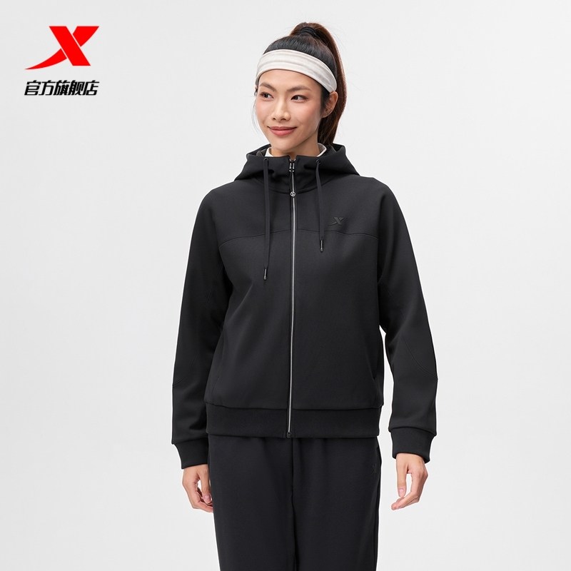 特步外套女2025年冬季新款休闲保暖女装连帽运动上衣975428940030