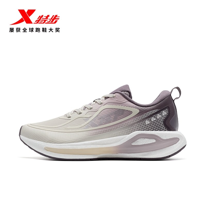 特步星耀2.0女鞋跑步鞋2024冬季新款皮面运动鞋女士轻便百搭跑鞋