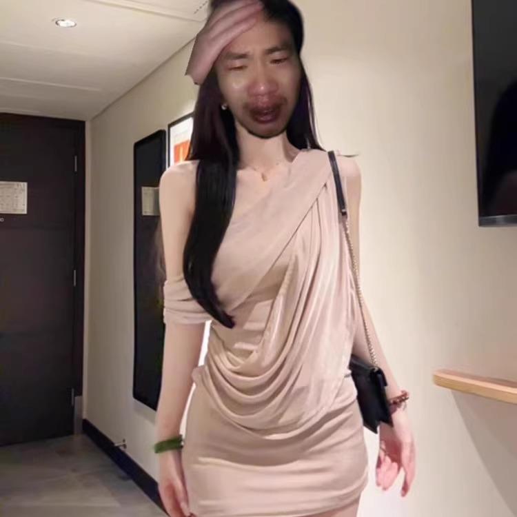 小妈裙露肩短袖连衣裙女夏季辣妹性感纯欲风一字肩收腰包臀短裙子