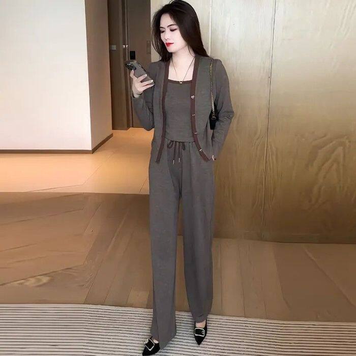 早秋洋气减龄休闲运动套装女士春秋新款时尚纯色开衫阔腿裤三件套