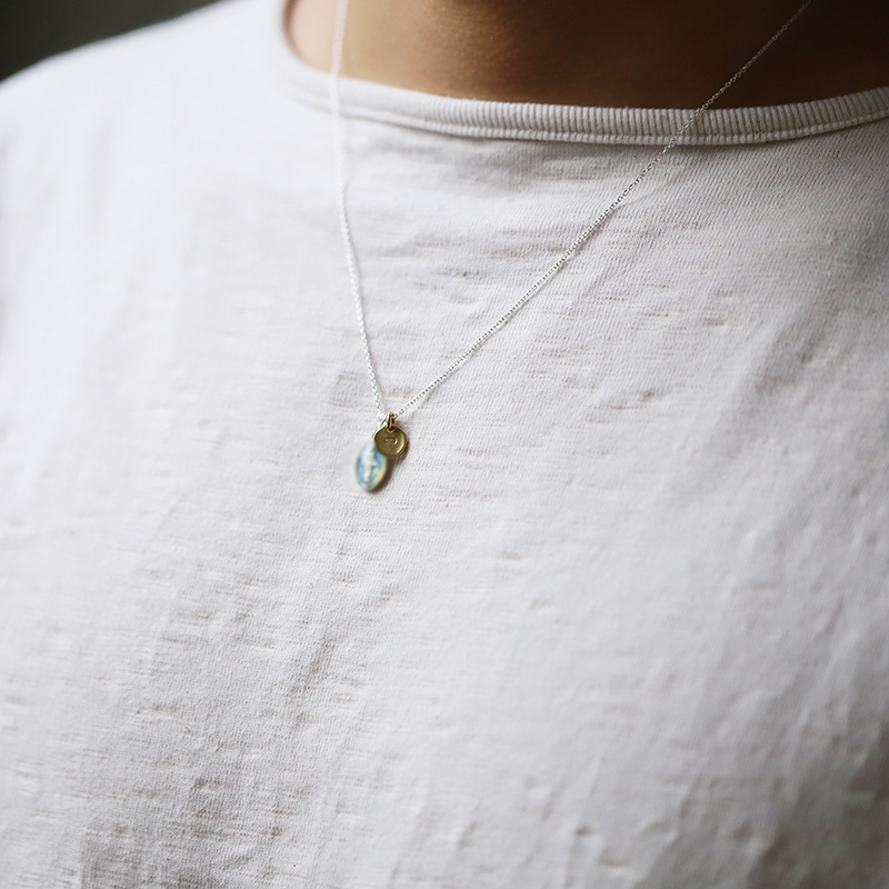 蓝色树酯精致男女小巧项链