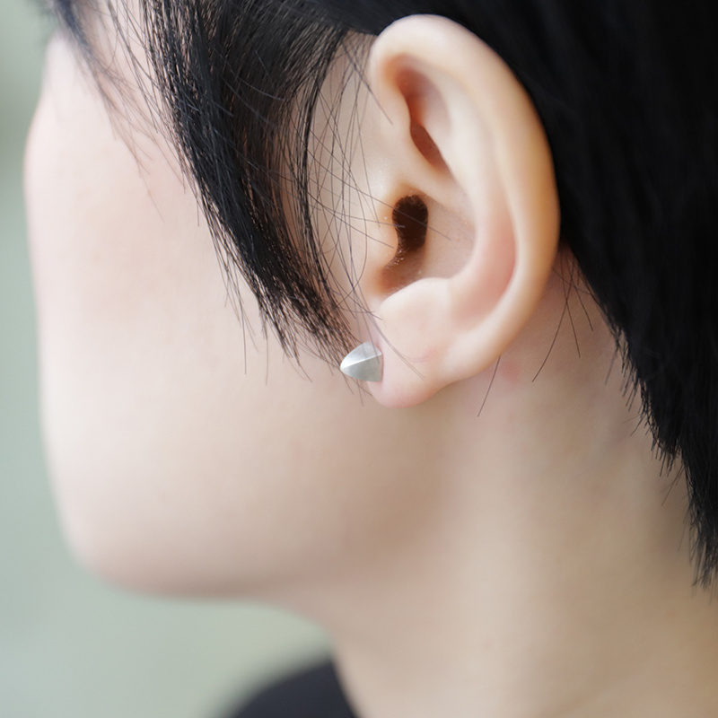 精致手工制磨砂耳钉耳扣