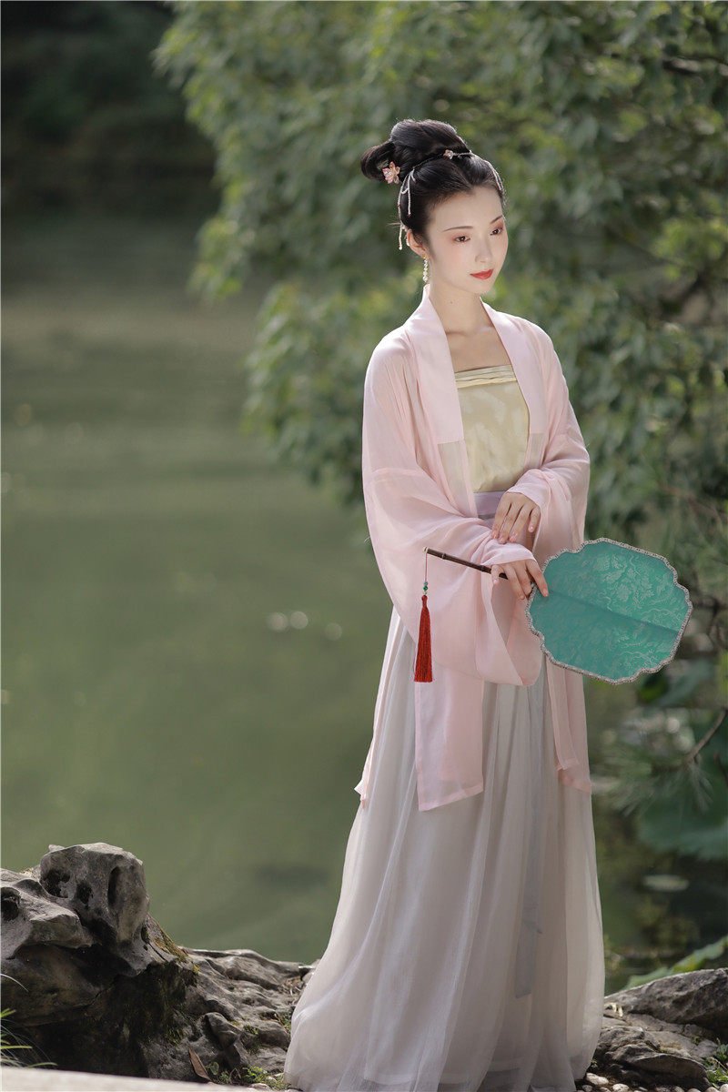 簪花阁汉服宋制粉色褙子春夏图片