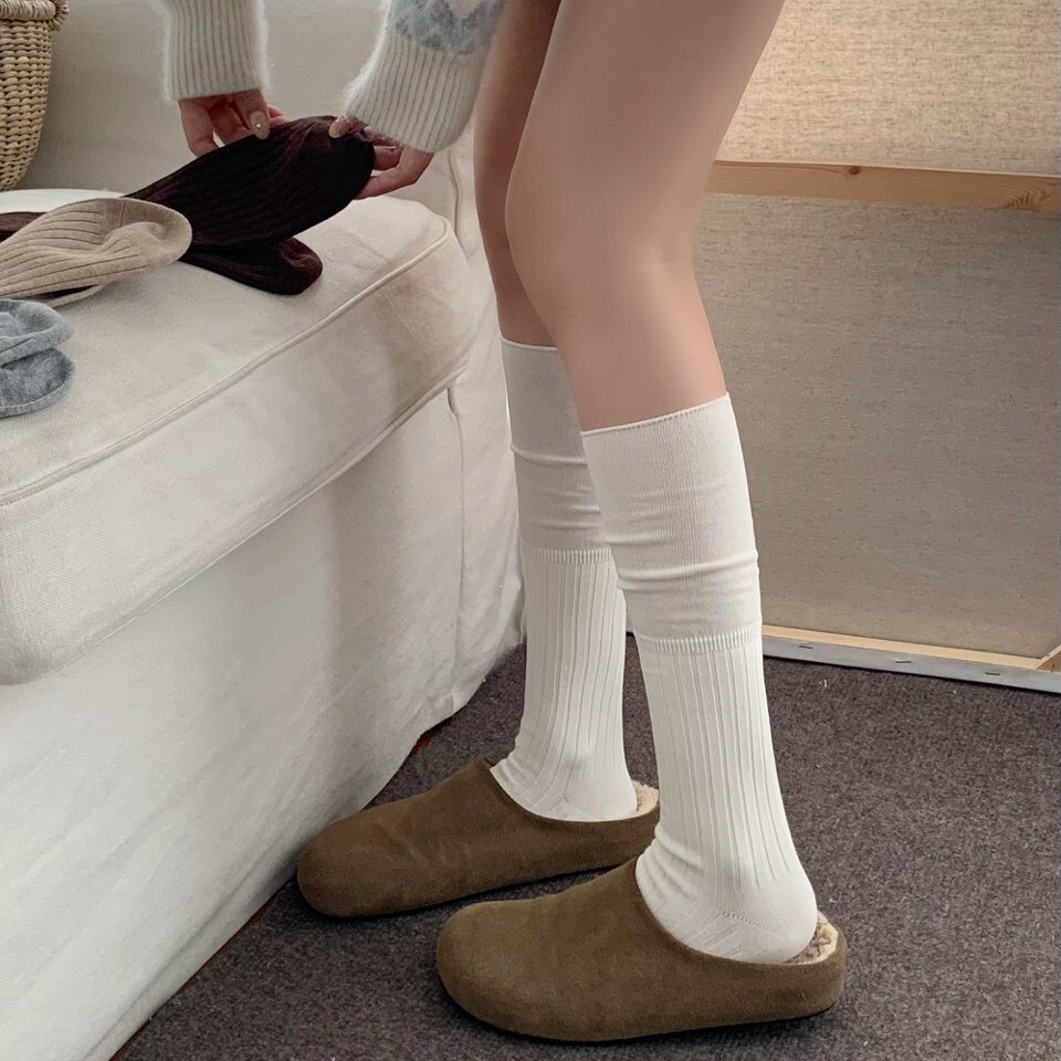 芭蕾风秋冬竖条拼接中筒袜显瘦jk