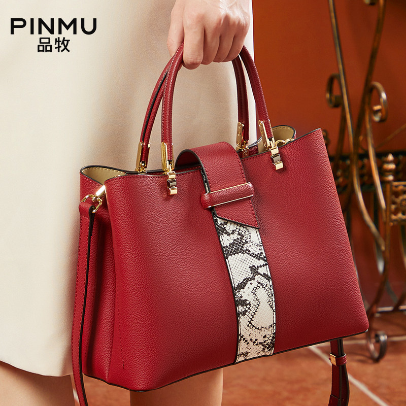 真皮大包包送妈妈2021新款大气中年款红色结婚婚包斜挎包手提包女