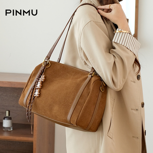 大容量波士顿枕头包女式 绒面单肩包腋下通勤保龄球包斜挎 2025新款