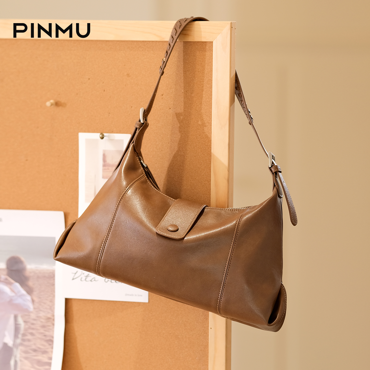 大容量斜挎包休闲通勤大包