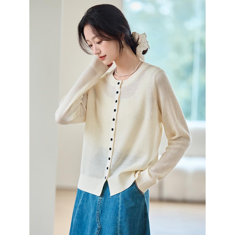 2025独特超好看上衣米色外搭天丝针织开衫女薄短款春夏长袖小外套