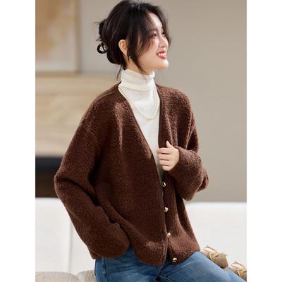 2025秋冬新款今年流行爆款纯羊毛颗粒绒短款轻熟外套女士开衫上衣