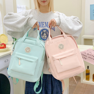 双肩包女旅游超轻便2025新款登山背包旅行女士肩包通勤超轻小书包