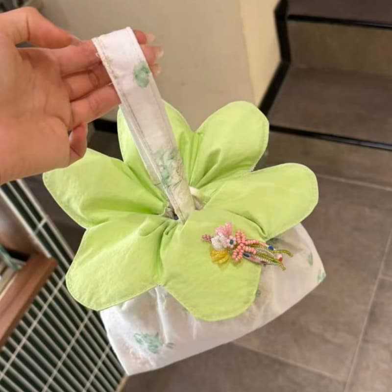清新绿色绣球花朵手提包ins风碎花刺绣手拎斜挎两用小包