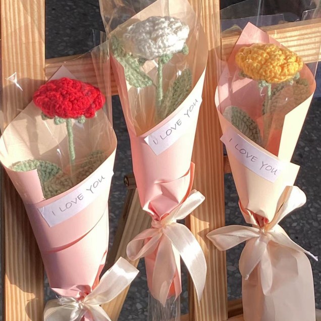 永不凋谢玫瑰花束毛线编织心意礼物情侣闺蜜包装仪式感浪漫