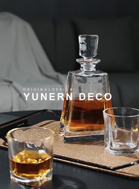 简约现代轻奢威士忌酒具摆件酒柜