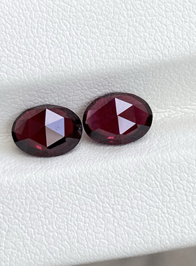 天然紫牙乌石榴石深紫色玫瑰切工底面素面切6x8mm全净体非常漂亮