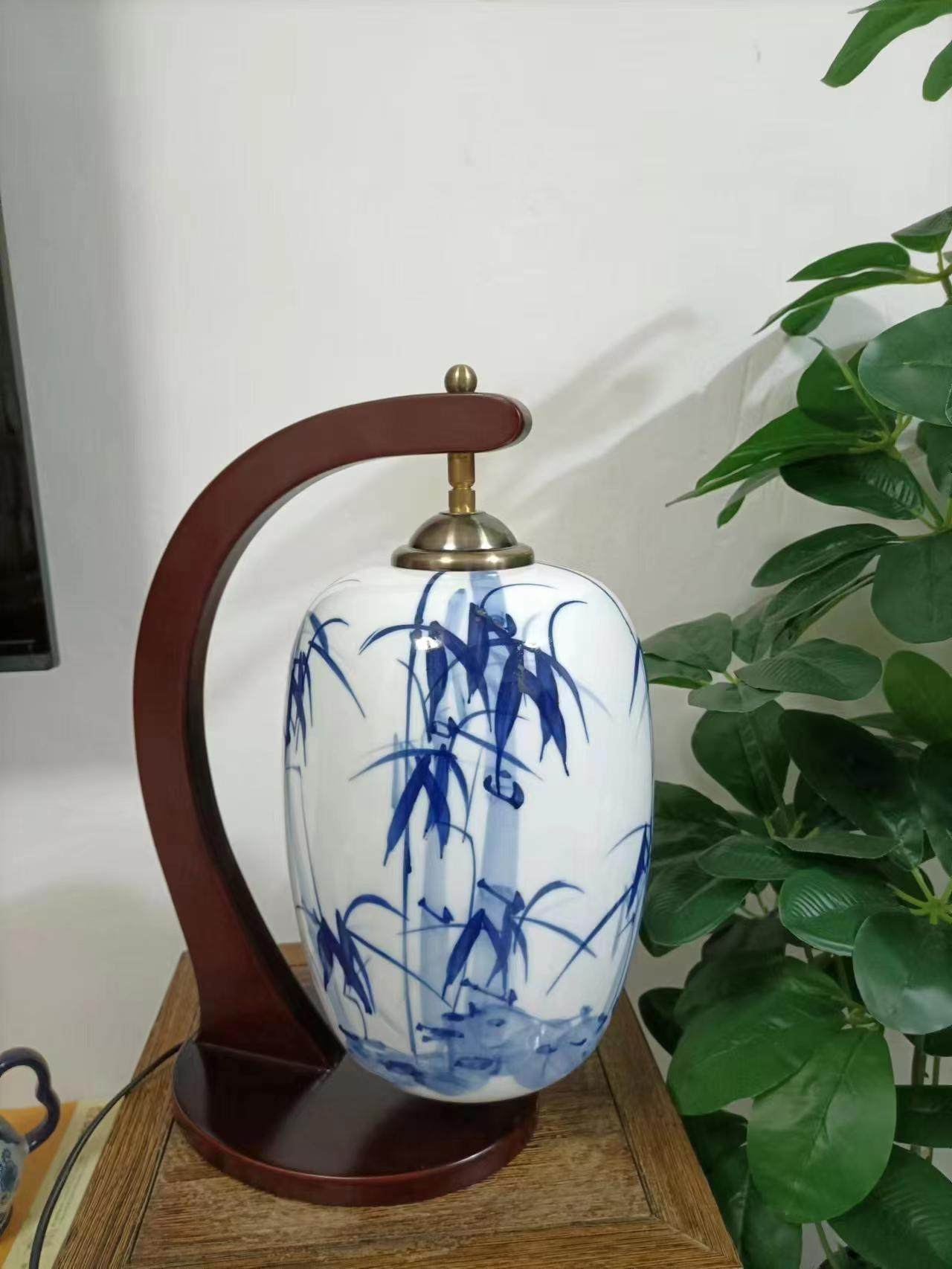 景德镇薄胎手绘陶瓷客厅书房装饰台灯青花中式摆件灯具竹报平安