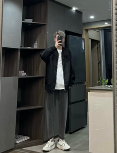 四季新款直筒灰色毛边牛仔裤男高街网红同款潮牌修身学生九分裤子