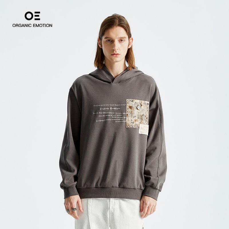 复古贴布印花连帽卫衣