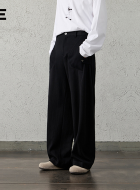 ORGANIC EMOTION 秋季新品弧形剪裁腰部褶裥收缩弯刀裤休闲裤 OE