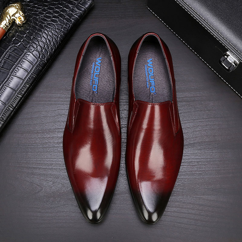 春秋季韩版时尚男鞋真皮英伦尖头正装潮鞋一脚蹬透气修身休闲皮鞋