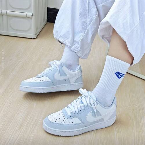 耐克NIKE女款板鞋Court Vision low舒适百搭运动休闲鞋DH3158-004