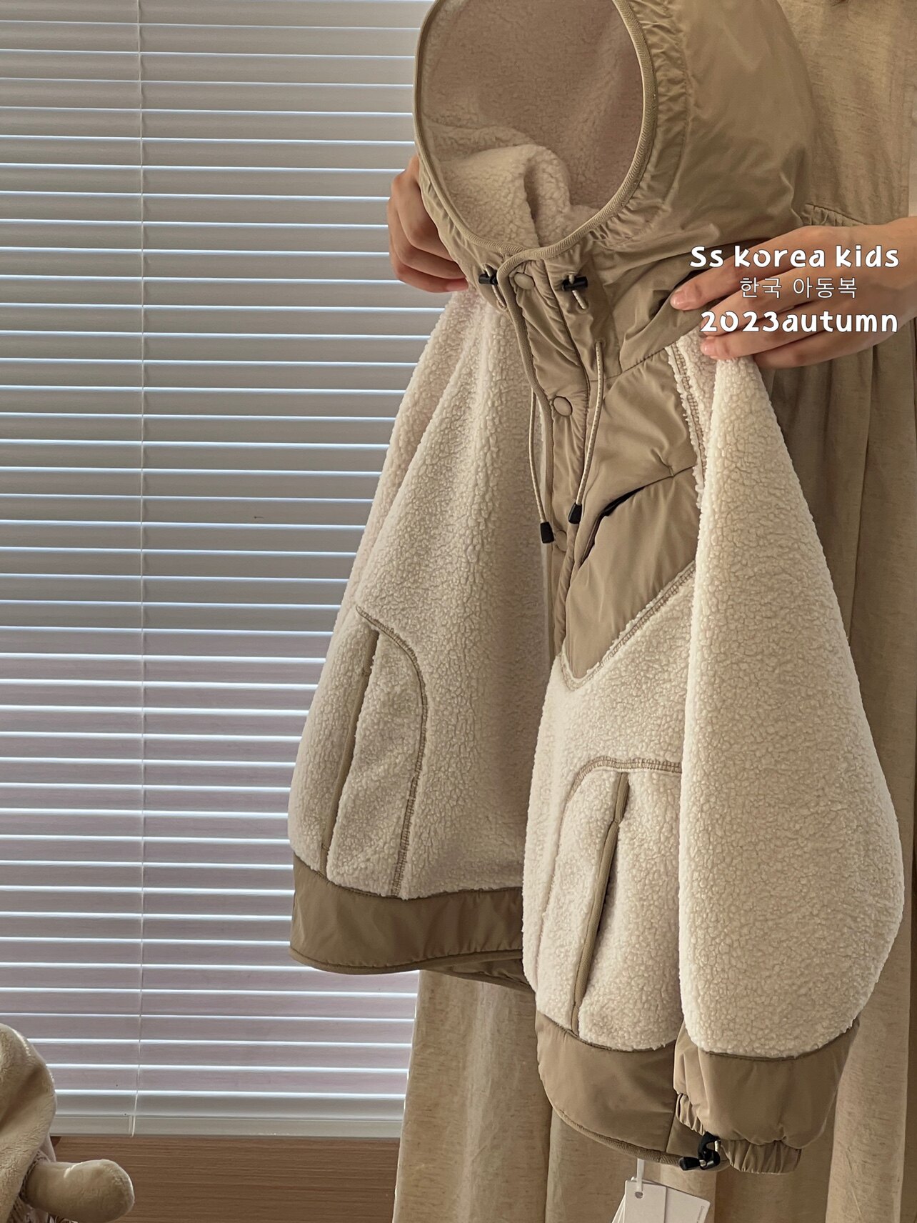 보라 한국 아동복 소년 양고기 코트 2024 외국 스타일 아동 겨울 의류 따뜻한 옷 소녀