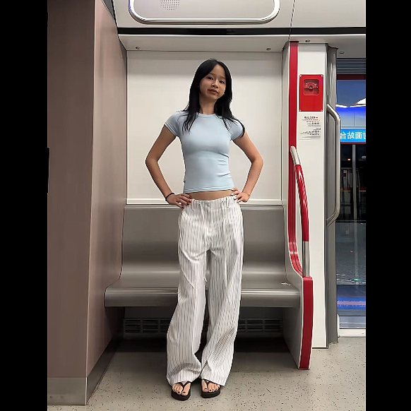 美式复古蓝白条纹抽绳香蕉休闲裤女夏季新款设计感宽松直筒阔腿裤