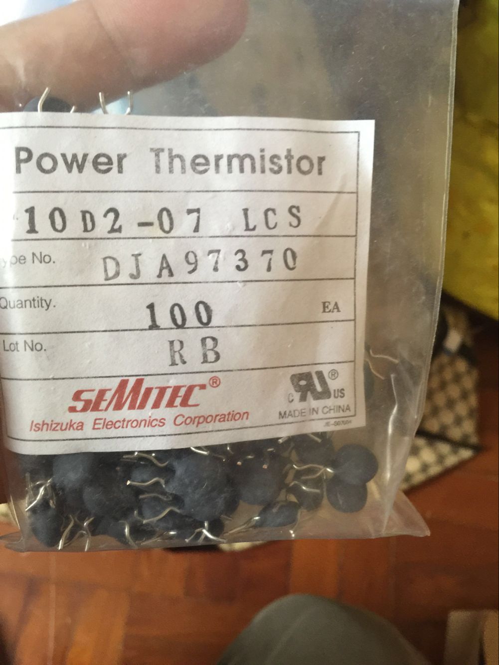 日本石冢 SEMITEC 负温度热敏电阻 NTC 10D2-07 10D-7