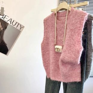 温柔系叠穿粉色洋气圆领针织女马甲新款韩系无袖坎肩背心上衣外搭