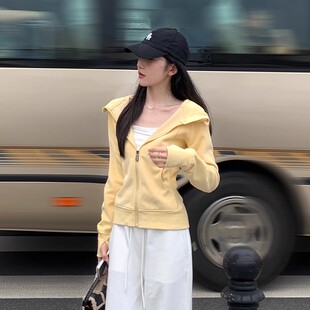 开春黄色外套女2025新款修身收腰短款小个子春季卫衣穿搭瑜伽上衣