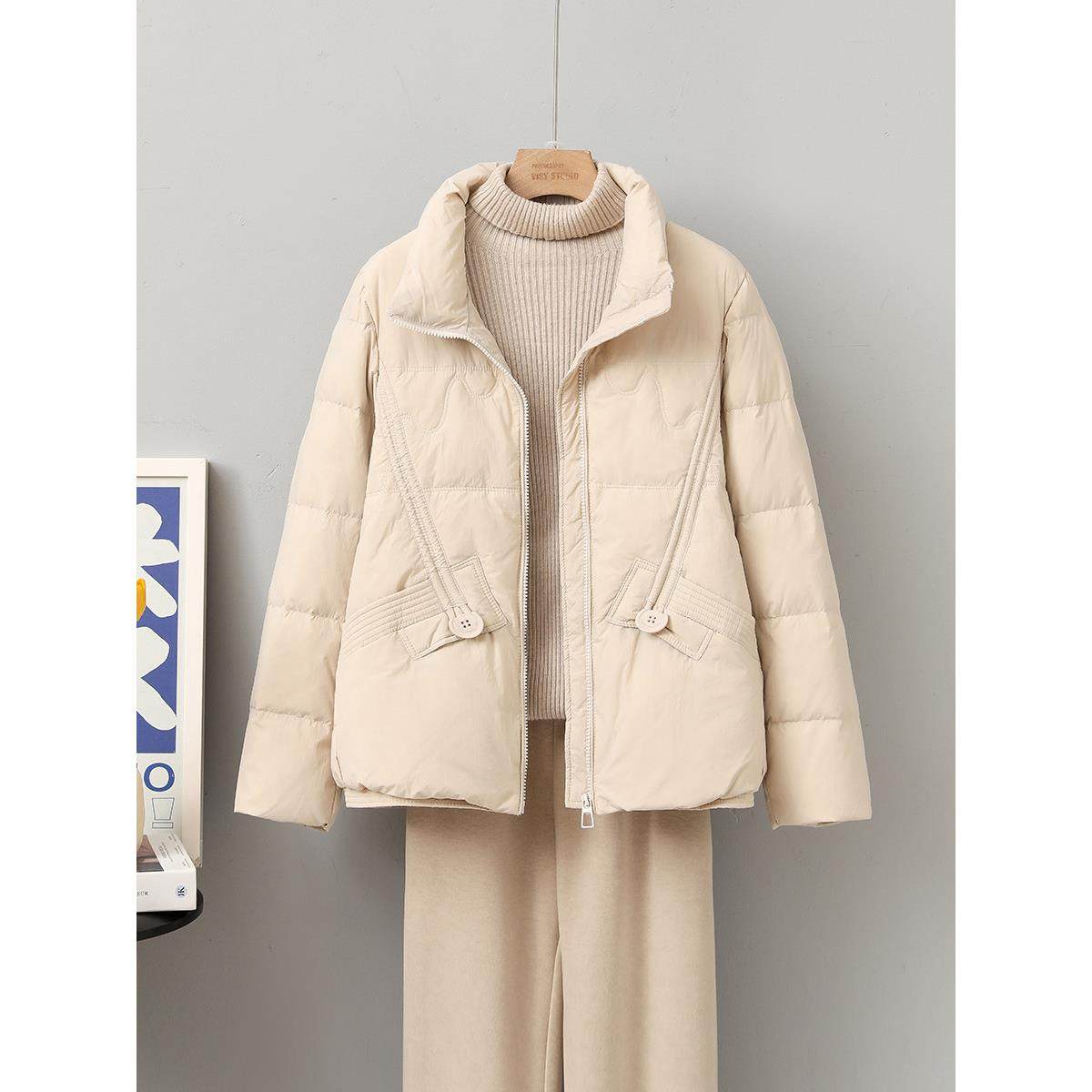 2025新款白鸭绒羽绒服女秋冬季韩版外套短款宽松两粒扣面包服韩版