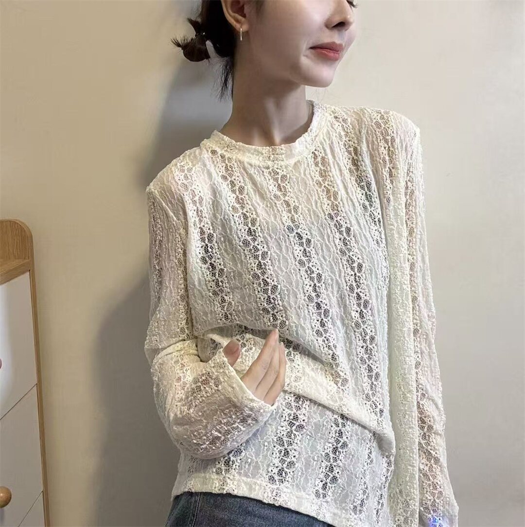 白色镂空蕾丝长袖T恤女2026新款宽松设计感洋气打底衫上衣31290