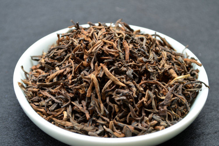 云南普洱茶熟茶09年易武芽皇宫廷散茶 普洱古树金芽100克茶叶