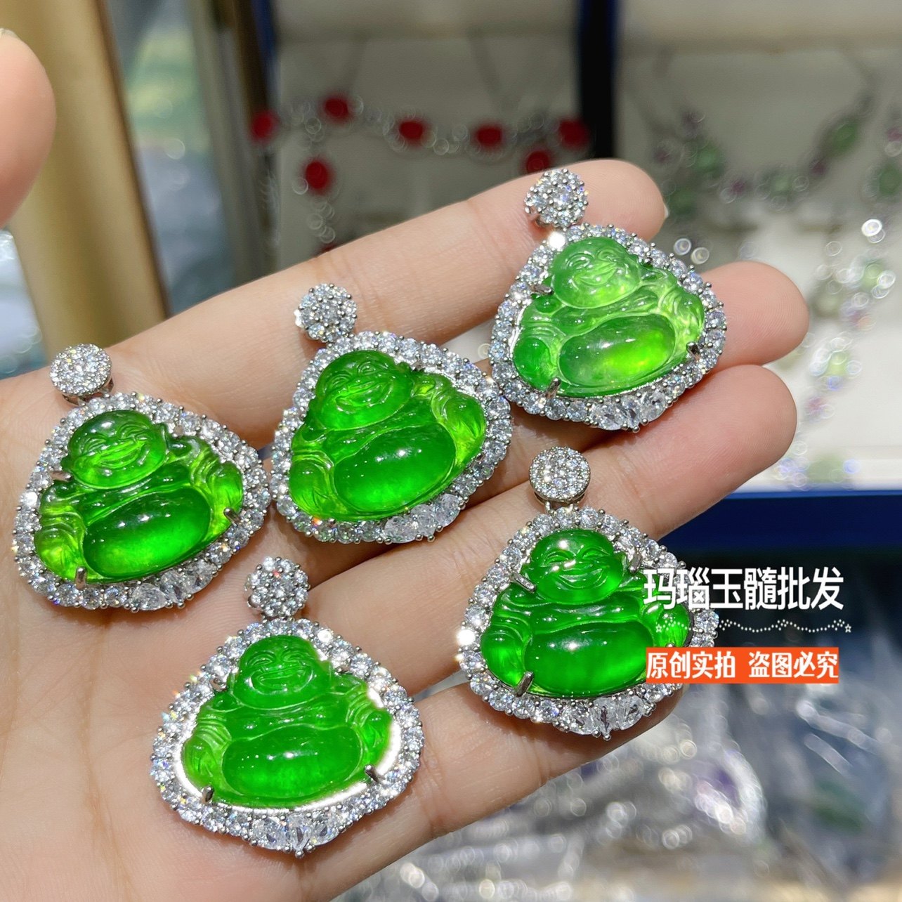 巴山翠佛公吊坠帝王绿满翠小佛挂件锁骨链危料翡翠玉项链女士礼物