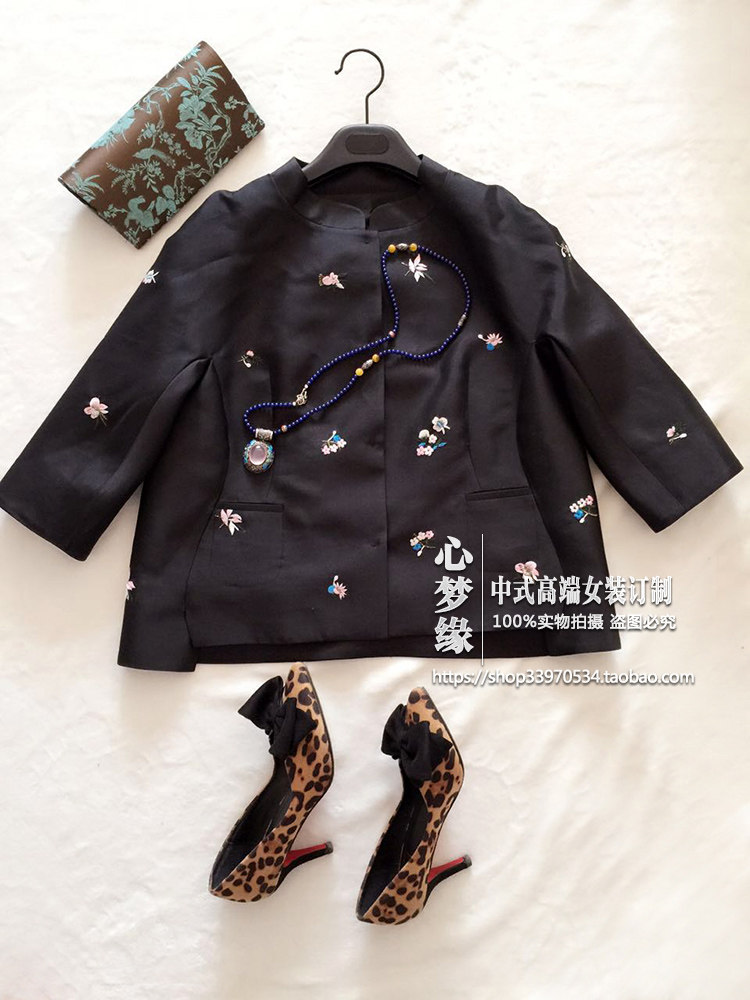 春秋新款多色定制 小口袋装饰真丝丝毛前后绣花短款小外套版型好