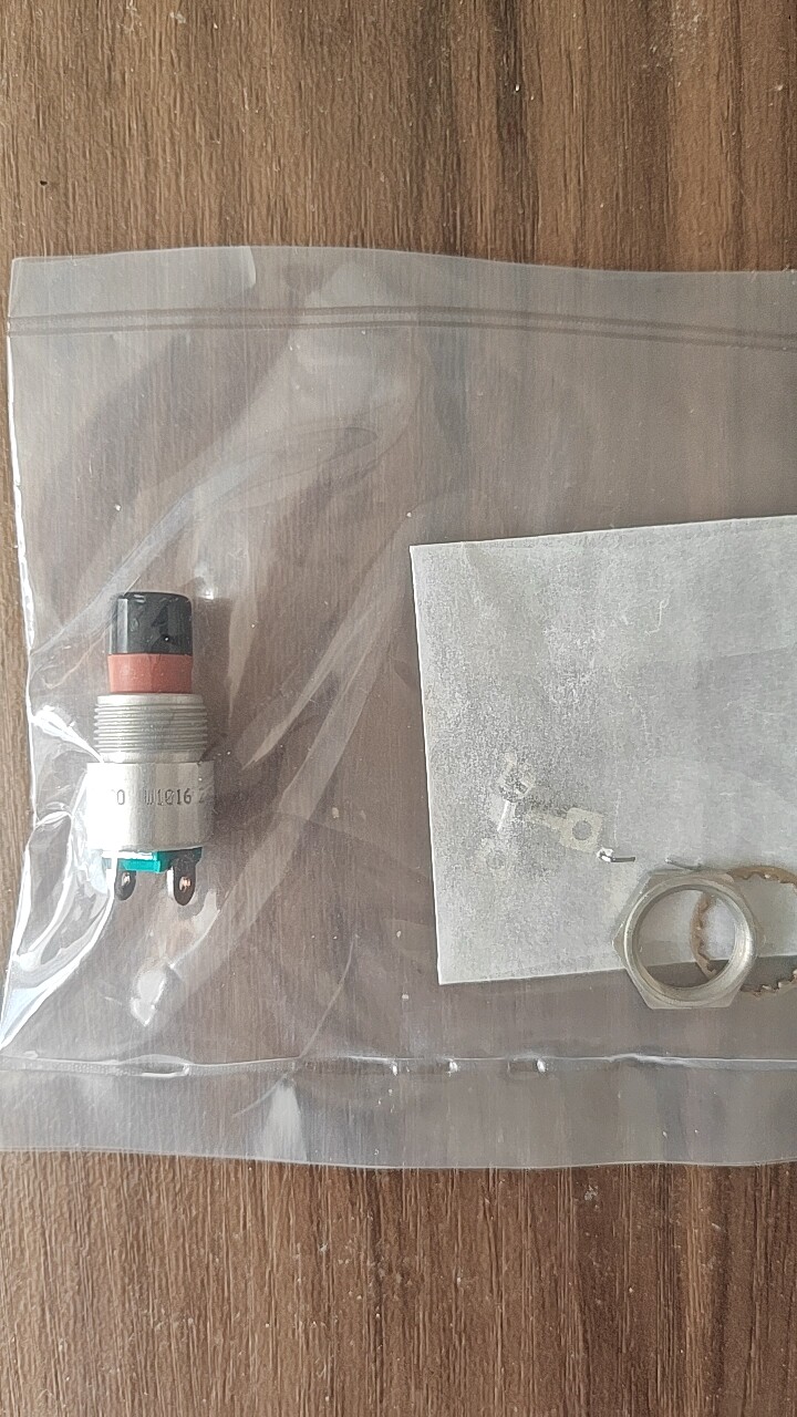SAFRAN原装进口开关W1016