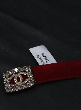 向卉意大利中古方形满钻红发夹