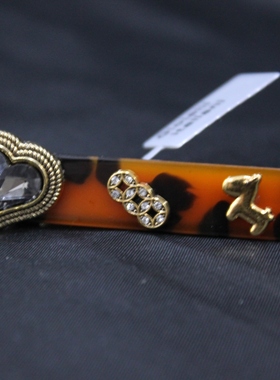 向卉意大利中古爬爬壳心牵马发卡