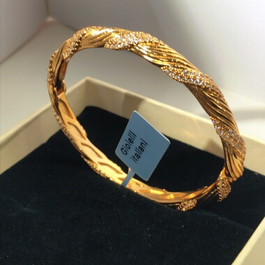 向卉意大利中古莫比乌斯金手镯