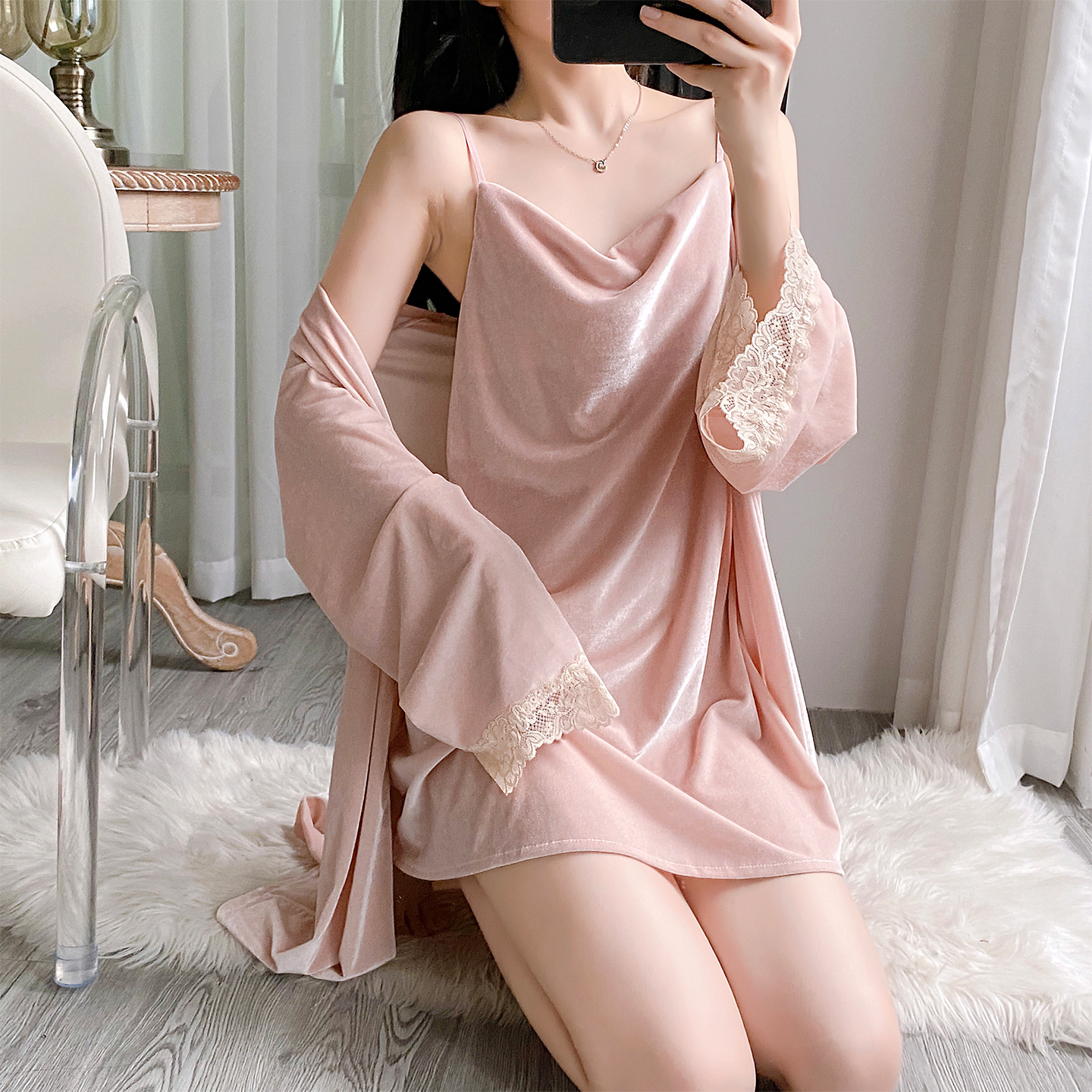 金丝绒睡衣女款2025新款防凸点荡领睡裙两件套秋冬长袖睡袍家居服