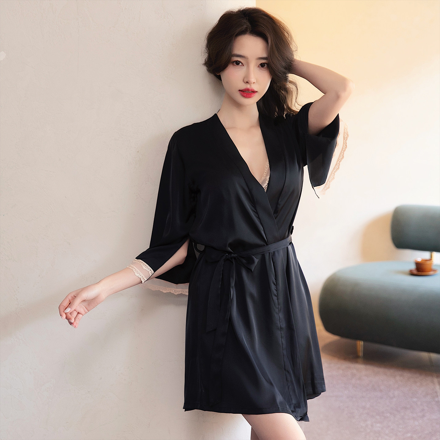 黑色显瘦冰丝浴袍法式纯欲女伴娘团晨袍新娘外披化妆睡袍四季通用图片
