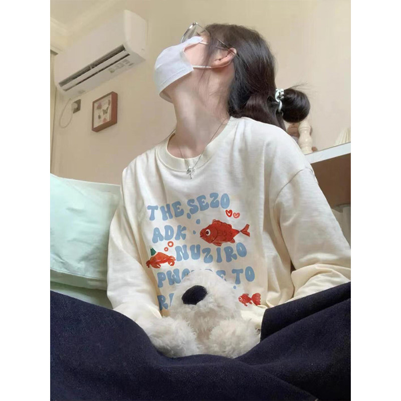 日系复古奶油杏长袖纯棉T恤女早春复古印花宽松chic港风大码上衣