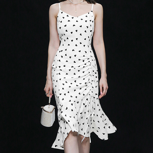 RM9927#新款夏季气质时尚抽褶吊带仙气鱼尾裙+纯白小披肩套装裙