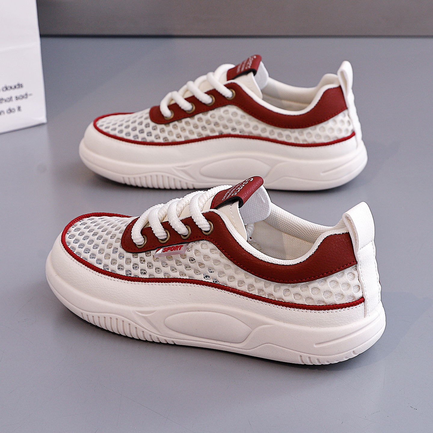 2025夏季新款爆款网面透气网鞋平底百搭休闲小白鞋夏款女鞋板鞋子