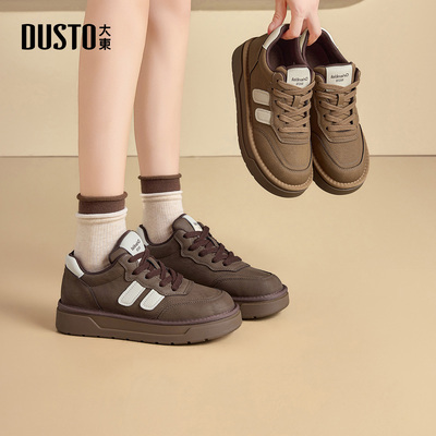 大东休闲运动女鞋2025年冬季新款平底中跟系带圆头材质拼贴D1737