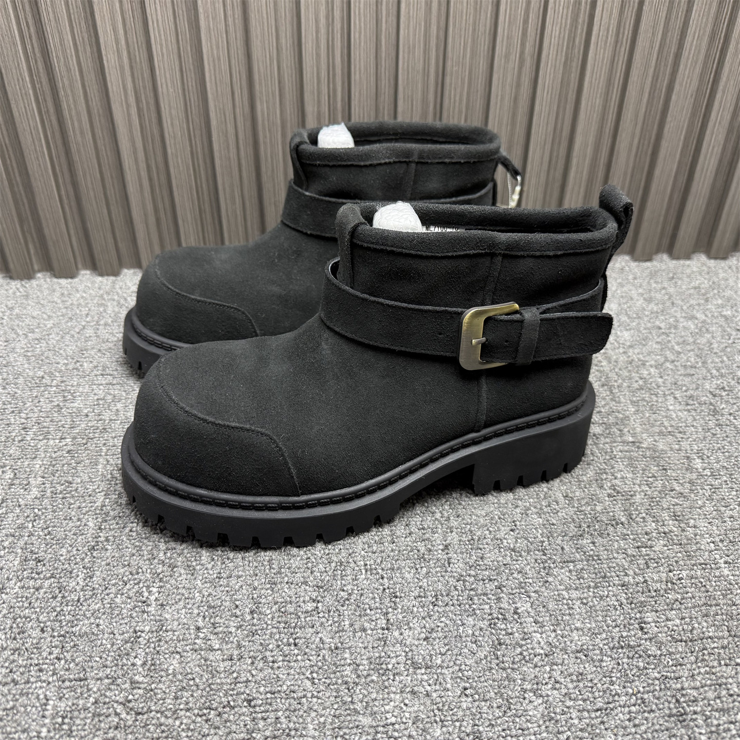 尾单处理真皮马丁靴女2025年新款厚底时尚磨砂皮丑萌面包时尚单靴,女鞋,马丁靴,淘宝优惠券,粉丝福利购,淘宝优惠卷