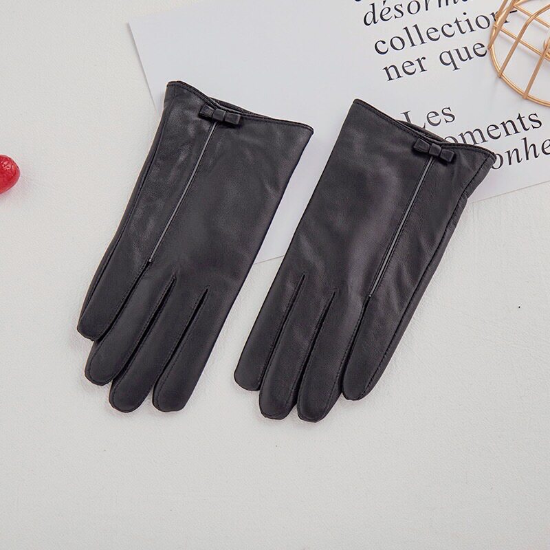 韩版秋冬季少女时尚真皮手套骑车用机车帅气百搭简约大气薄款保暖