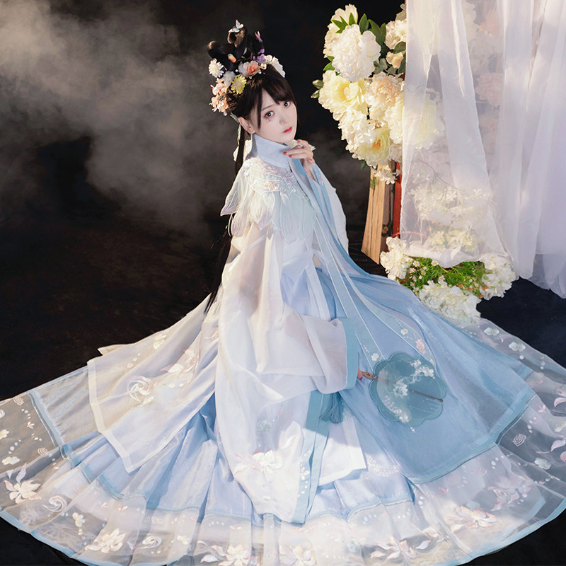 如梦霓裳汉服女明制马面裙月昙图片